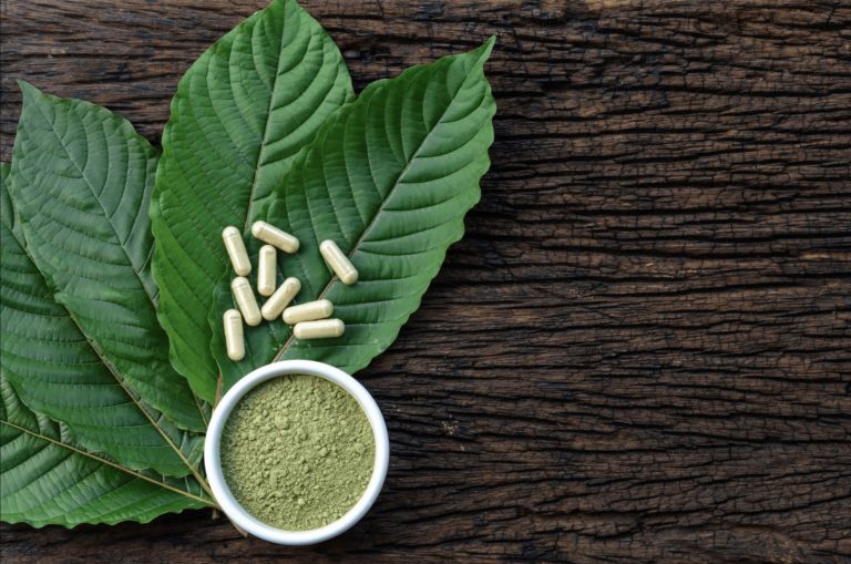 خطرات کراتوم و Kratom-7 OH در مصرف‌کنندگان