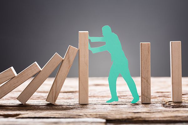 مسئولیت‌پذیری افراطی در فرقه‌ها و قربانی‌سرزنشی روانی